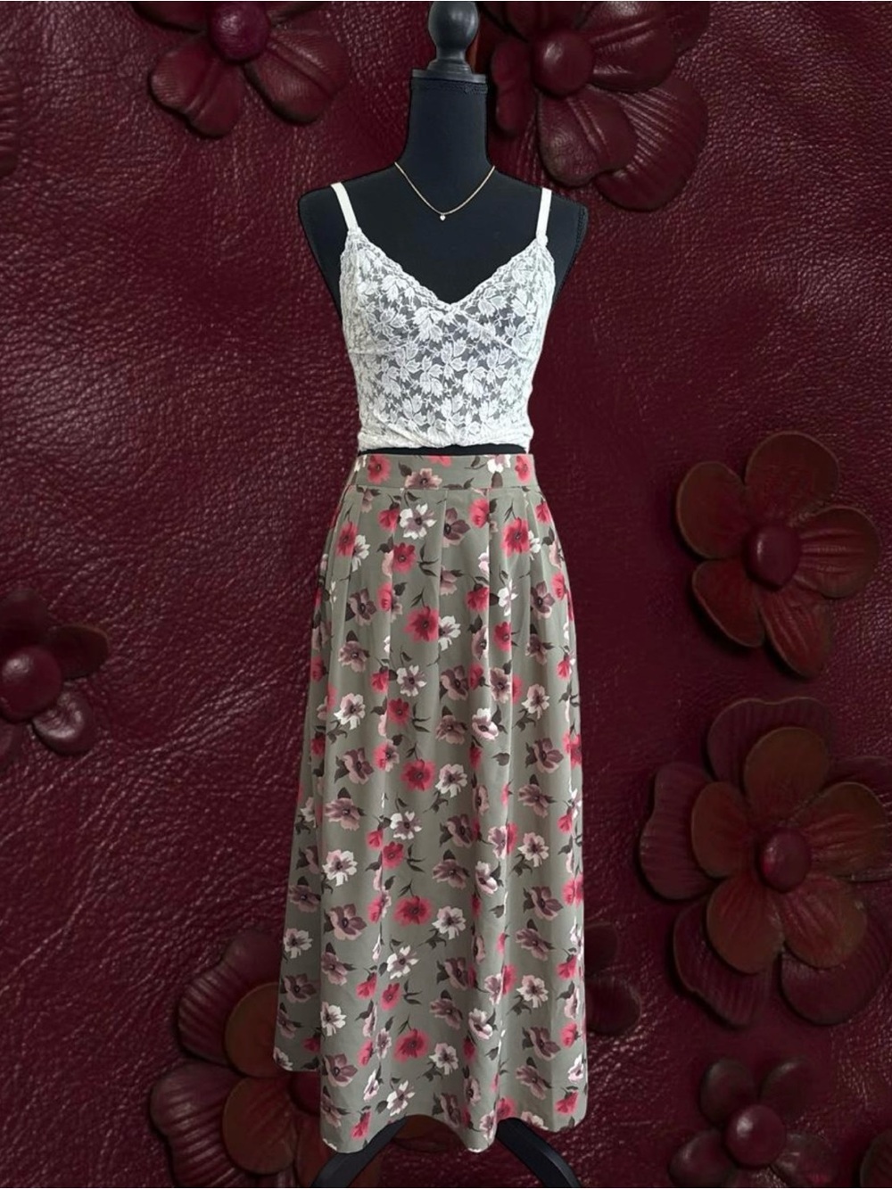 Vintage Ilyza New York Midi Floral Skirt - 14/16
